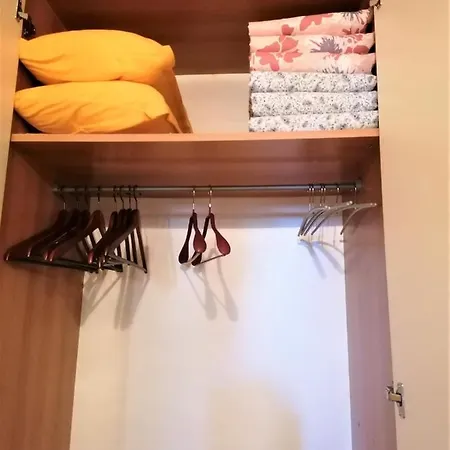 Casa Gisela Apartment *